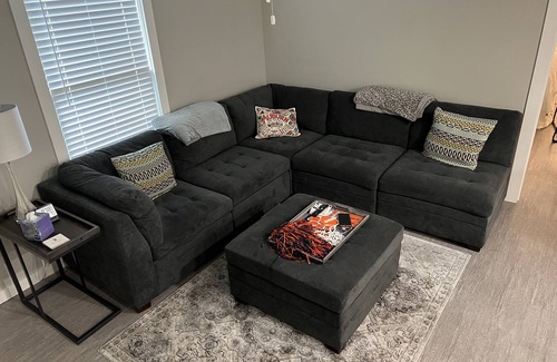 Auburn - Opelika Condo | Premier Auburn Game Day Condo Steps from Jordan Hare