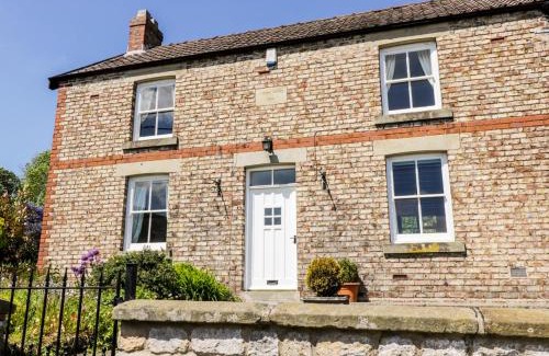 Nawton House | Family-Friendly Auburn House: 4-Star Retreat with Top Reviews