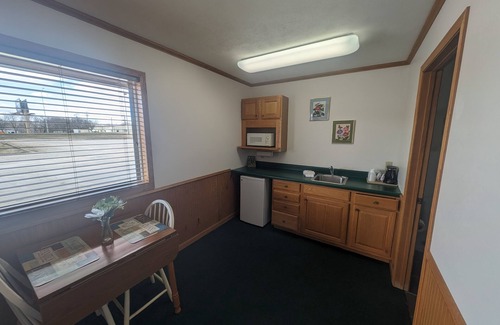 Auburn Hotel | Discover Auburn Inn Motel & Long Creek RV Park: Family-Friendly Stay