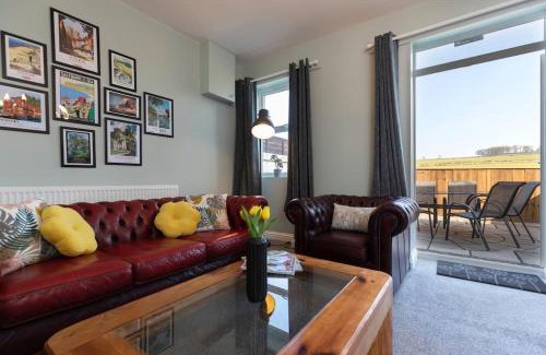 North Bitchburn House | Experience Auckland View - 4-Bedroom Retreat with Scenic Vistas