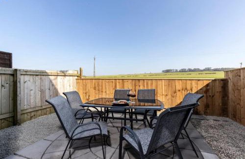 North Bitchburn House | Experience Auckland View - 4-Bedroom Retreat with Scenic Vistas