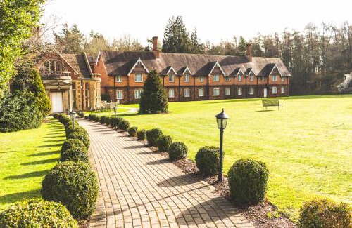 Basingstoke Hotel | Pet-Friendly Audleys Wood Hotel in Basingstoke - 4 Star Stay