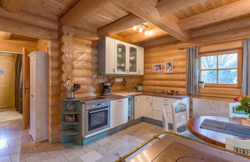 Oberaudorf House | Inviting Audorfer Log Cabin with Sauna and Scenic Terraces