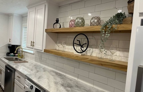 College Station Apartment | Exceptional Stay at Audrey: Steps from A&M & Pet Friendly