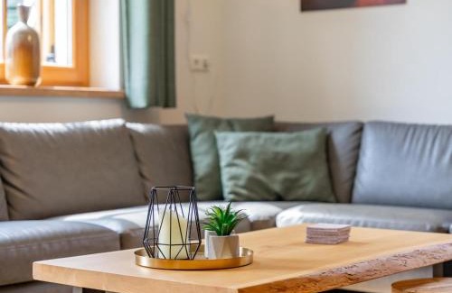 Donnersbachwald Ski Chalet | Top-Rated Auerhahn: Pet and Child-Friendly Retreat
