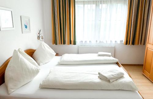Kirchdorf in Tirol Apartment | Pet-Friendly Appartement Mayr with Pool & Family Amenities