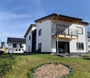 Lierschied Apartment | Pet-Friendly Retreat on the Rheinsteig with 9.5/10 Ratings