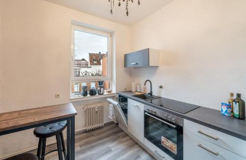 Mitte Apartment | Central 75m2 Balcony Retreat with Breakfast & Family Focus