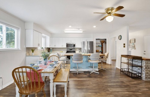 Holiday Harbor House | Beachfront Retreat: Pet-Friendly Ocean View Home in Perdido Key