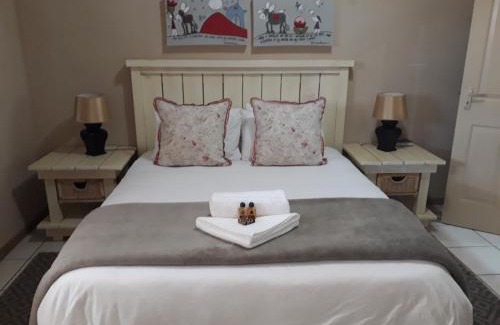 Augrabies Hotel | Family-Friendly Augrabies De Oude Stoor Guesthouse Awaits
