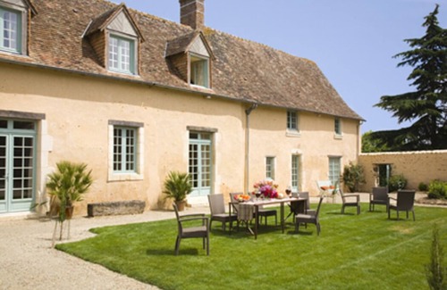 Roeze-sur-Sarthe House | Elegant Manoir with Private Pool and Beautiful Grounds