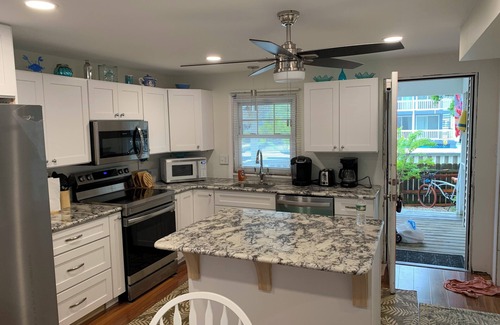 Surf City House | Experience Bayfront Bliss with Hot Tub & Amazing Views