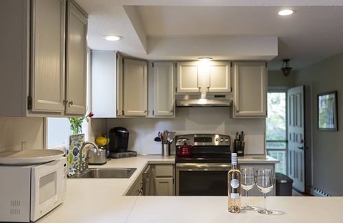 Goshen House | Pet-Friendly 4 Bed Retreat Near Mohawk Mountain Ski Area
