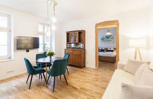 Mitte Apartment | Tranquil Retreat in Central Location with King Bed