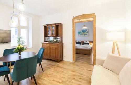 Mitte Apartment | Tranquil Retreat in Central Location with King Bed