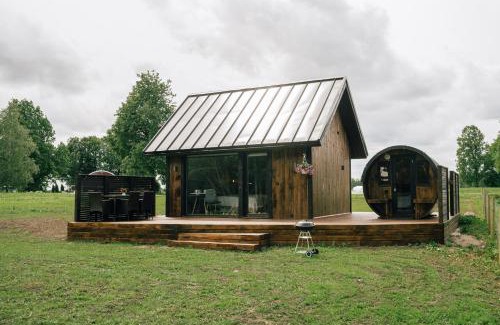 Viljandi County House | Guest Favorite Auksi Puhkemaja - Pet and Child Friendly Stay