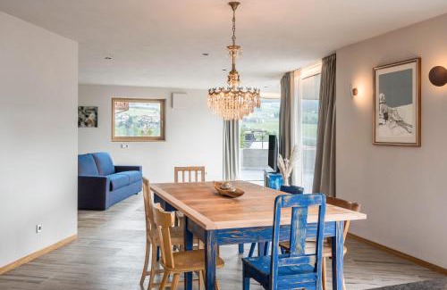 Fie allo Sciliar Apartment | Highly Rated Child-Friendly Aumia Apartment Saphir