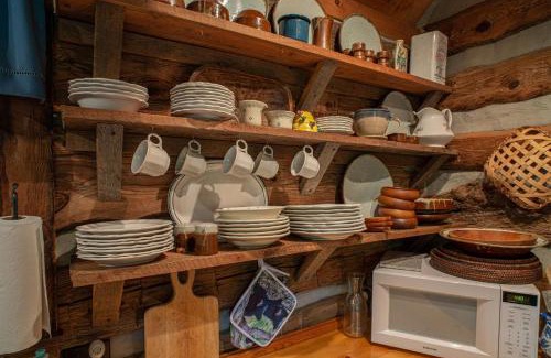 Pisgah Forest House | Welcoming Aunt Babbie's Cabin: Family-Friendly Retreat