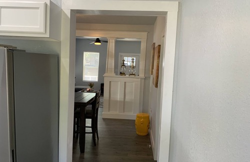 Bastrop Cottage | Cozy Aunt Elaine's Downtown Cottage with Spa & Hot Tub