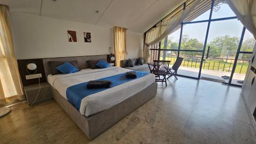 Ramanagara Hotel | Aura Farms - Private Pool Cottages