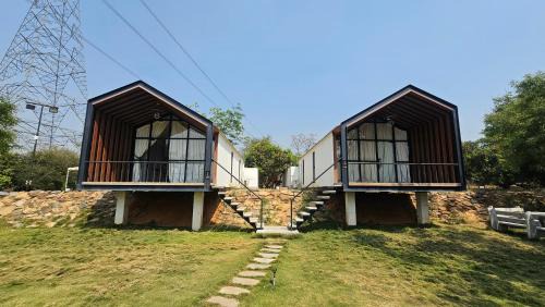 Ramanagara Hotel | Aura Farms - Private Pool Cottages