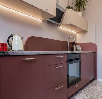 Stare Miasto Apartment | Pet-Friendly AURA No 1: Family Comfort Awaits You
