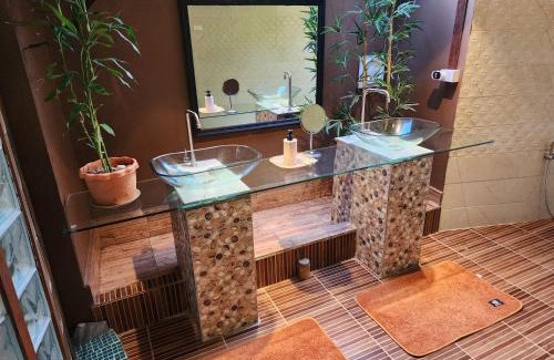 Khuk Khak Beach Hotel | AURA-RELAX Resort