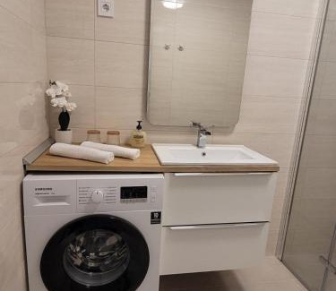 Sarvar House | Aura Residence Apartman