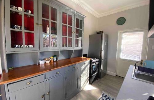 Paarl Apartment | Cozy Auret Street Garden Cottage - Child Friendly Retreat