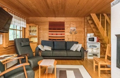 Lotjola House | Inviting Auringonlasku by Interhome with Lake View & Spa