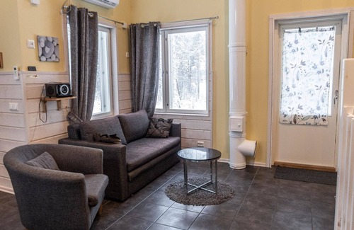 Sotkamo House | Discover Aurinkoranta 9 b: Family-Friendly Getaway