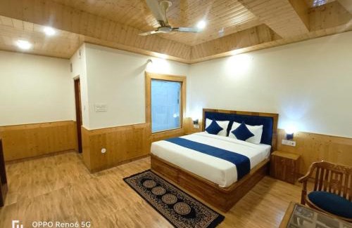 Junga House | Inviting Auroville Homestay in Chail with Family Amenities