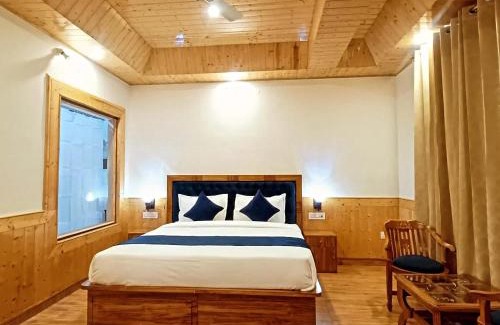 Junga House | Inviting Auroville Homestay in Chail with Family Amenities