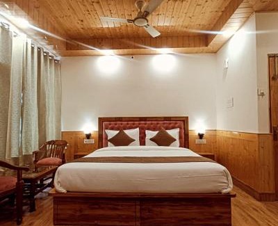 Junga House | Inviting Auroville Homestay in Chail with Family Amenities
