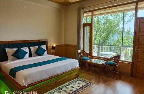 Junga House | Inviting Auroville Homestay in Chail with Family Amenities