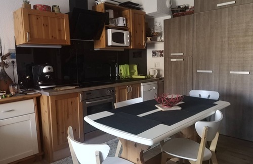 Saint-Etienne-de-Tinee Apartment | Guest Rated 10/10: Auron Mountain Corner Apartment for 6