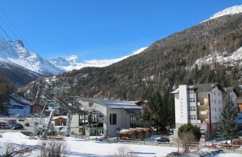 Saas Grund Apartment | Pet-Friendly Aurora Appartement LAGGIN for Family Getaways