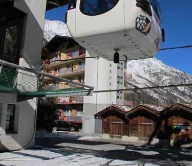 Saas Grund Apartment | Pet-Friendly Aurora Appartement LAGGIN for Family Getaways