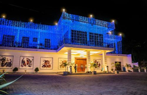 Chilaw Hotel | Discover Aurora Banquet and Hotel with Pool & Dining Options