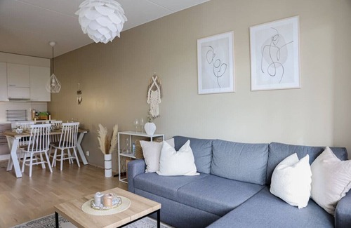Rovaniemi Apartment | Aurora City Apartment with Sauna by BookLapland