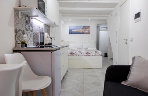 Old Town Apartment | Oceanfront Aurora House Suite - Guest Rated 9.9/10