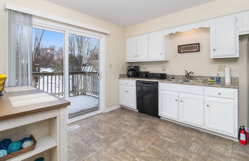 Aurora House | Aurora Rental- Lehnertz