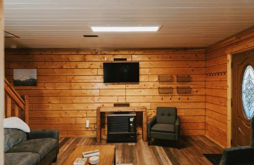 Fairbanks House | Aurora Ridge Cabin Stunning Views & Aurora Skies