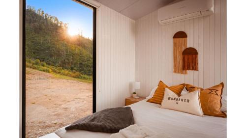 Talarm House | Pet-Friendly Retreat at Aurora Summit – Rated 9.7/10!