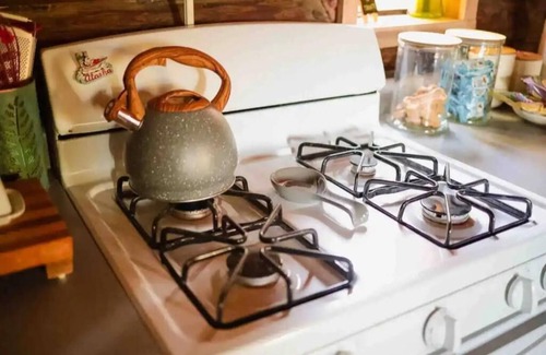 Fairbanks Cabin | Idyllic Retreat on Goldstream Creek with Spa & Hot Tub