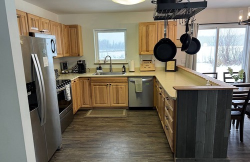 Badger House | Aurora viewing 3BR/2BA home, plus heated 2 car garage, North Pole, AK.