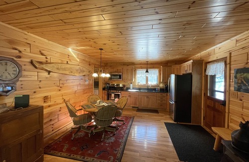 Grayling Cabin | Pet-Friendly AuSable River Cabin with Central Air & More