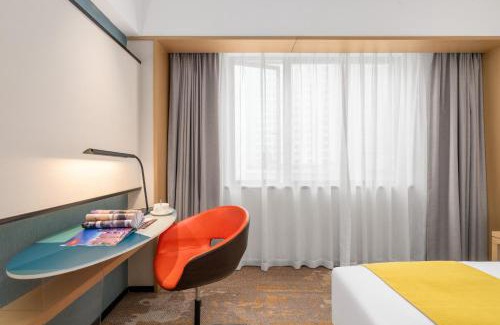 Tianhe Hotel | Convenient Stay at Ausotel Smart Guangzhou with Free Shuttle