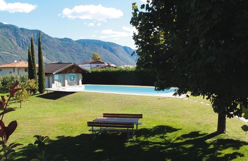 Lana Apartment | Oceanfront Ausserdorfer Apartments with Pool & Great Ratings