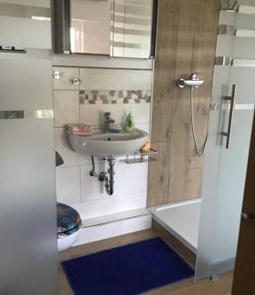 Horchheim House | Modern Glass Bath & Balcony Room with High Guest Ratings